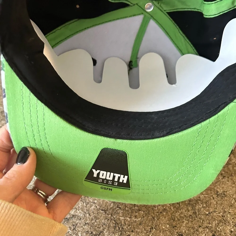 New Minecraft Youth OSFM Black / Green Creeper Hat Cap, Adjustable
